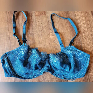 Victoria's Secret Dream Angels Blue Teal Sheer Lace Push Up Without Padding Bra